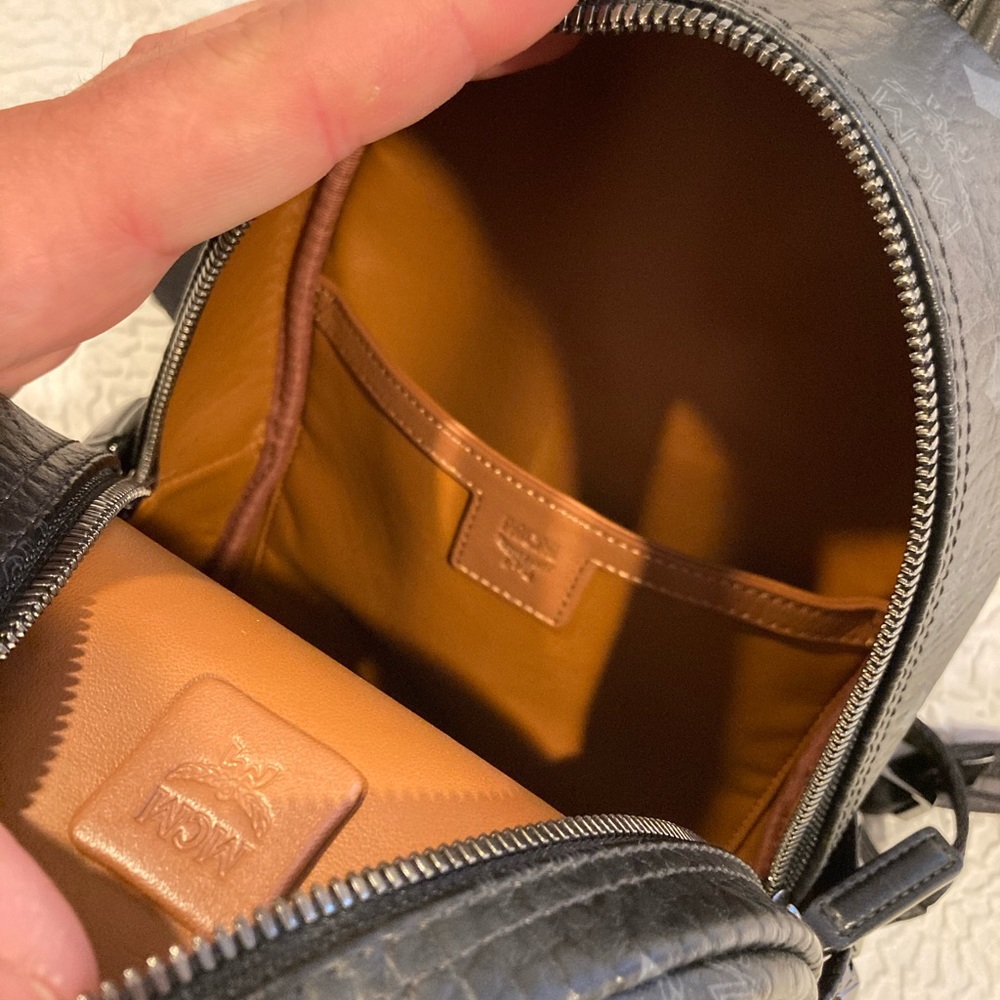 Mcm small/medium backpack - Picture 8 of 9
